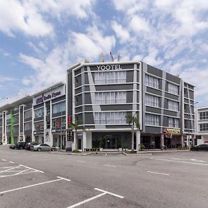Yootel Boutique Hotel